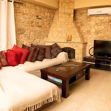 Villa Salamiou Stone House Paphos Exterior foto