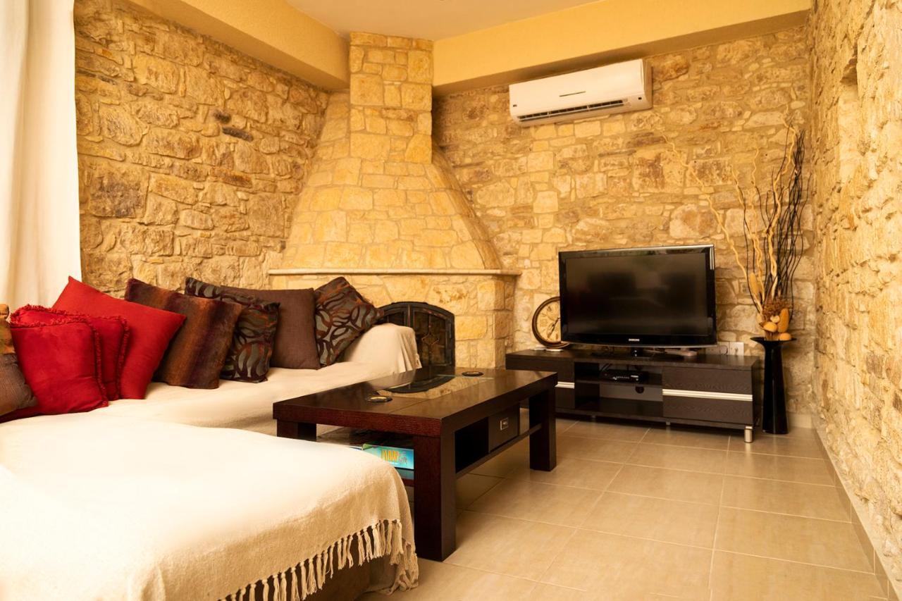 Villa Salamiou Stone House Paphos Exterior foto